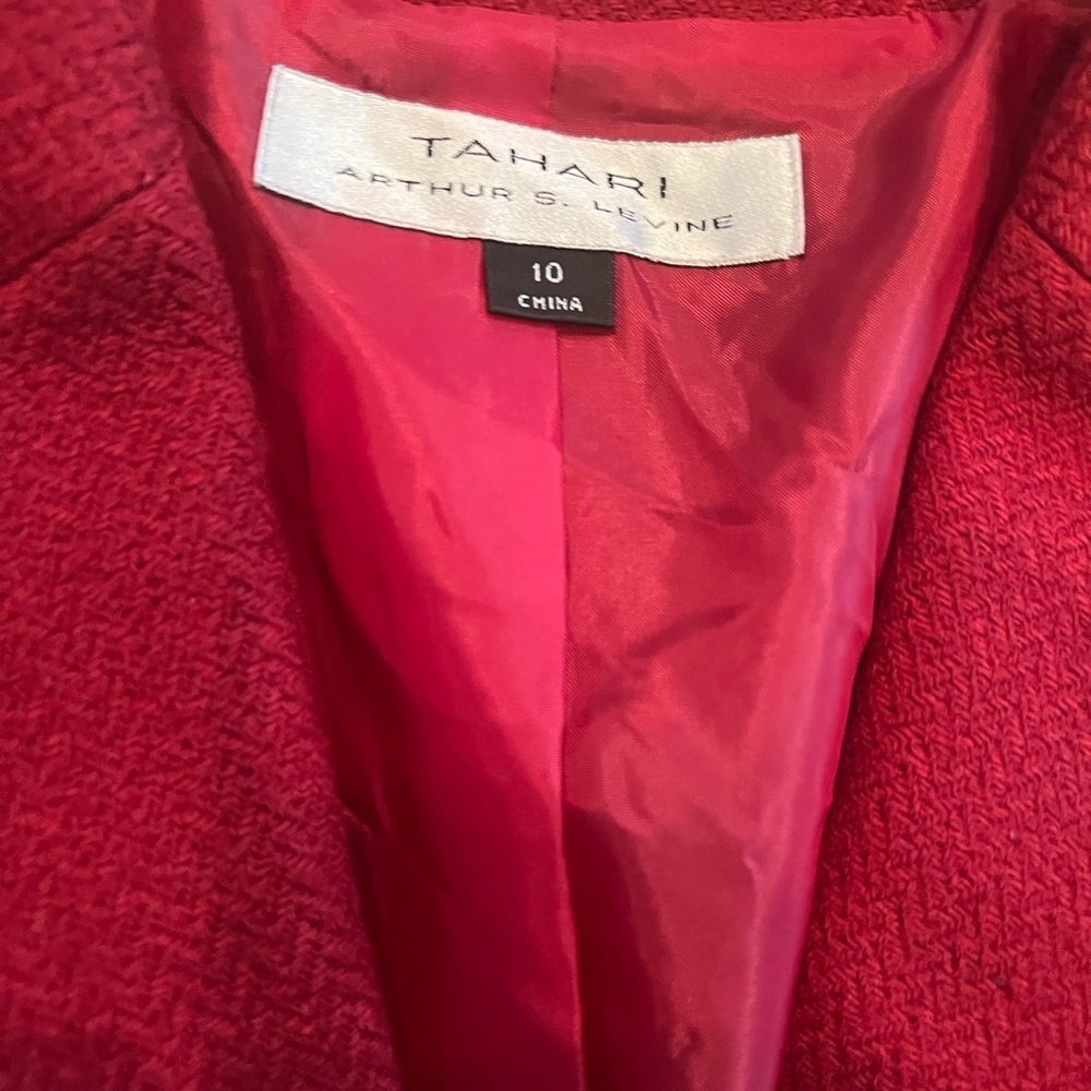 TAHARI ARTHUR S LEVINE Wool Blend 2PC RED Skirt & BLAZER SUIT SIZE 10 - Picture 8 of 8